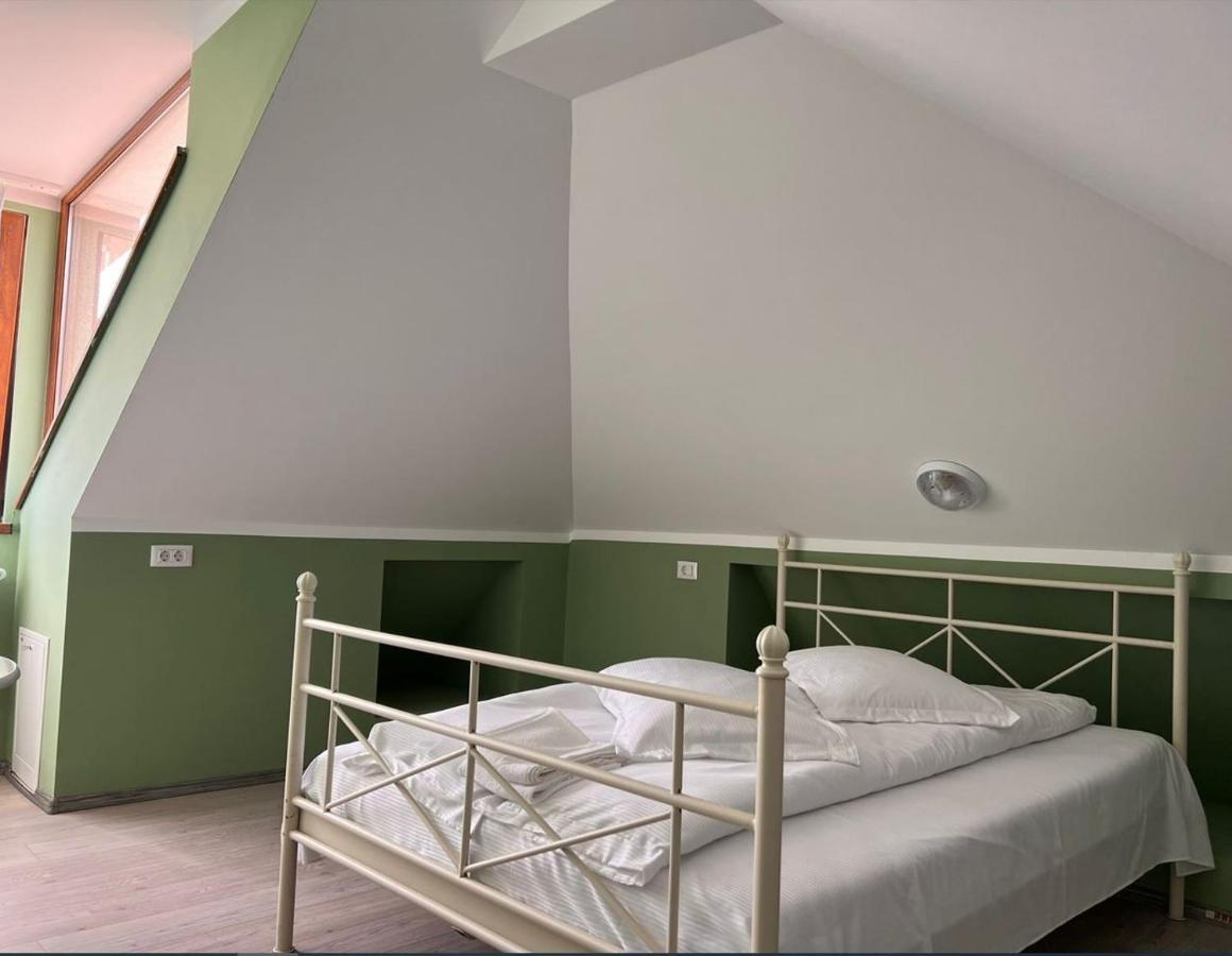 Premont Studios Ghimbav Ngoại thất bức ảnh